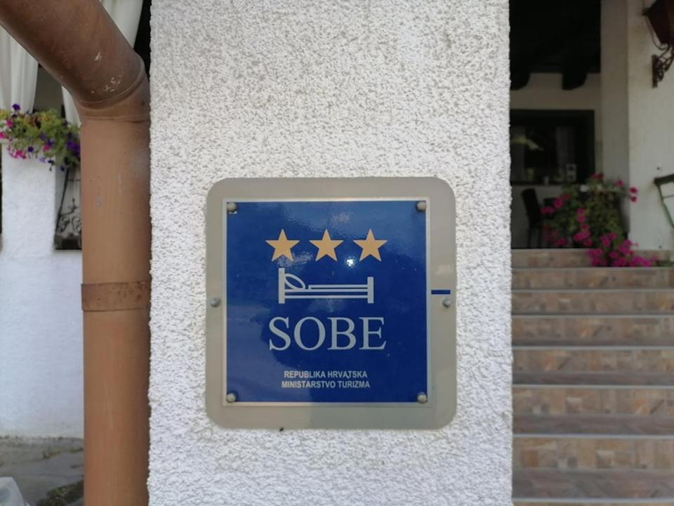 빌로비티카 Sulentic Sobe I Restoran B&B 외부 사진